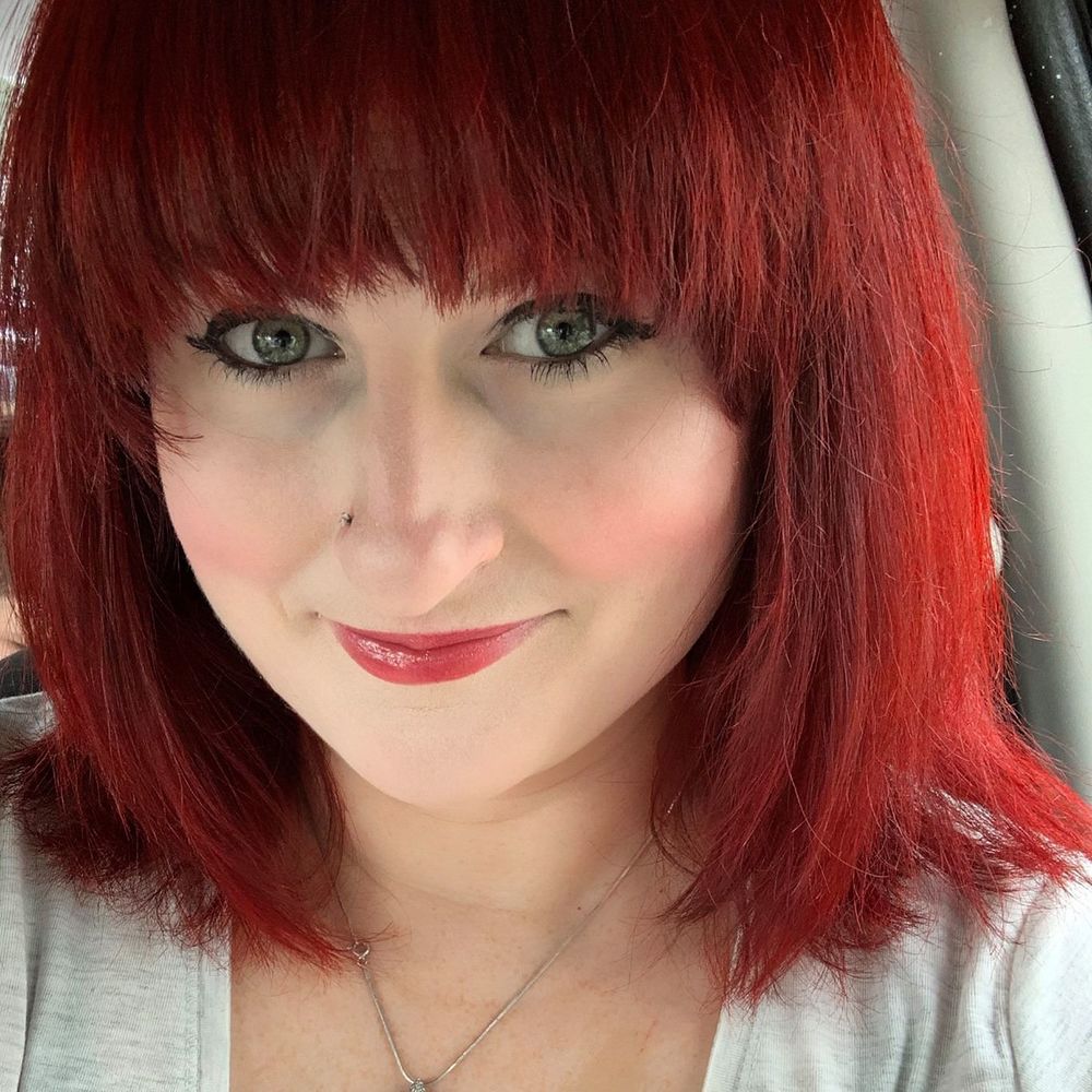 Meet your Posher, Apryl